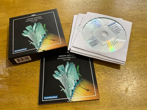 Joseph haydn trio 1790 - trio,
